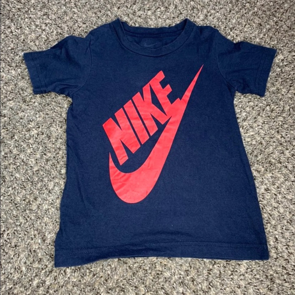 Nike Bundle - Picture 9 of 12